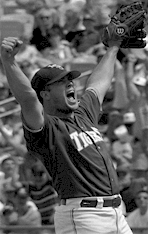 LSU.gif (33354 bytes)